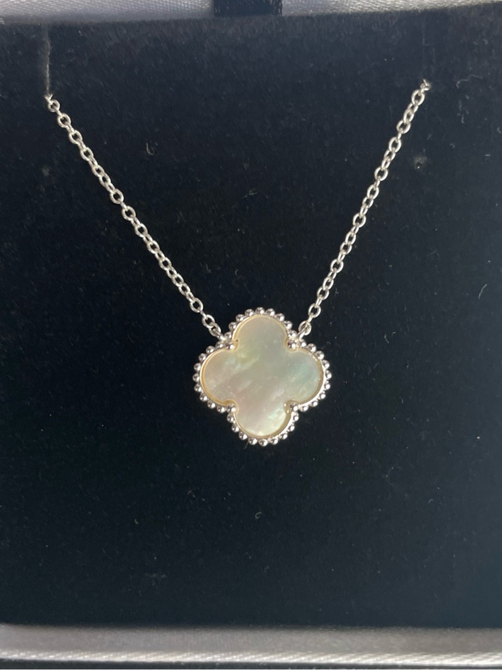 Silver Mother-of-Pearl Clover Pendant Necklace - White - Picture 2 of 3